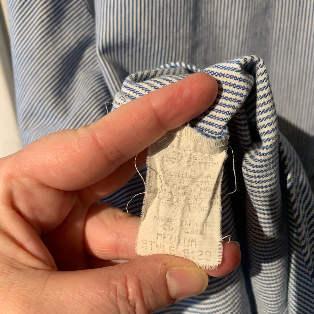 Vintage Gotcha Covered Railroad pinstripe rounded hem button up size Medium rare - Picture 8 of 10